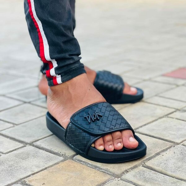 Dior Pantoufles antidérapantes d'été pour hommes. Taille 40-45.