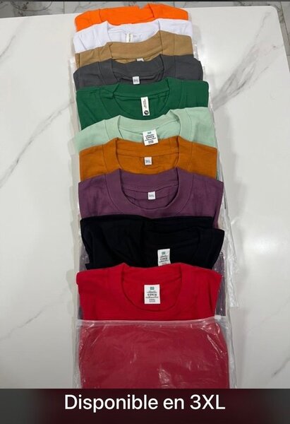 T-shirts unisexes variés