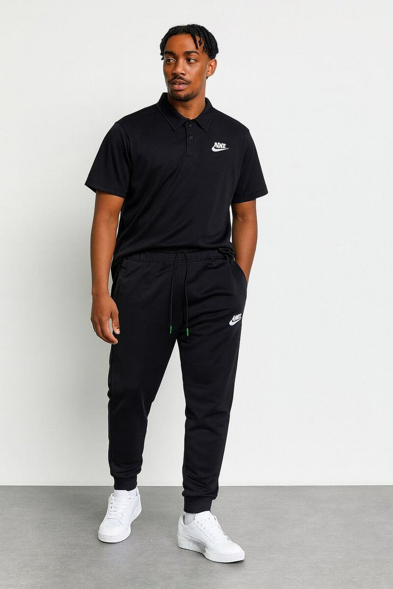 Ensemble de sport homme élégant