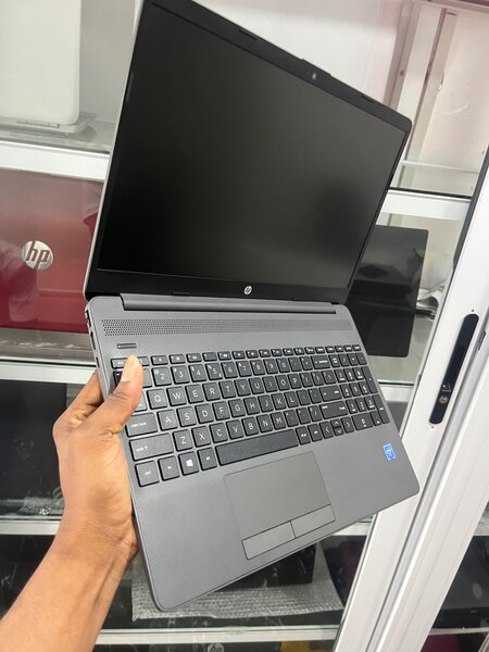 Brand New Hp 250   G8