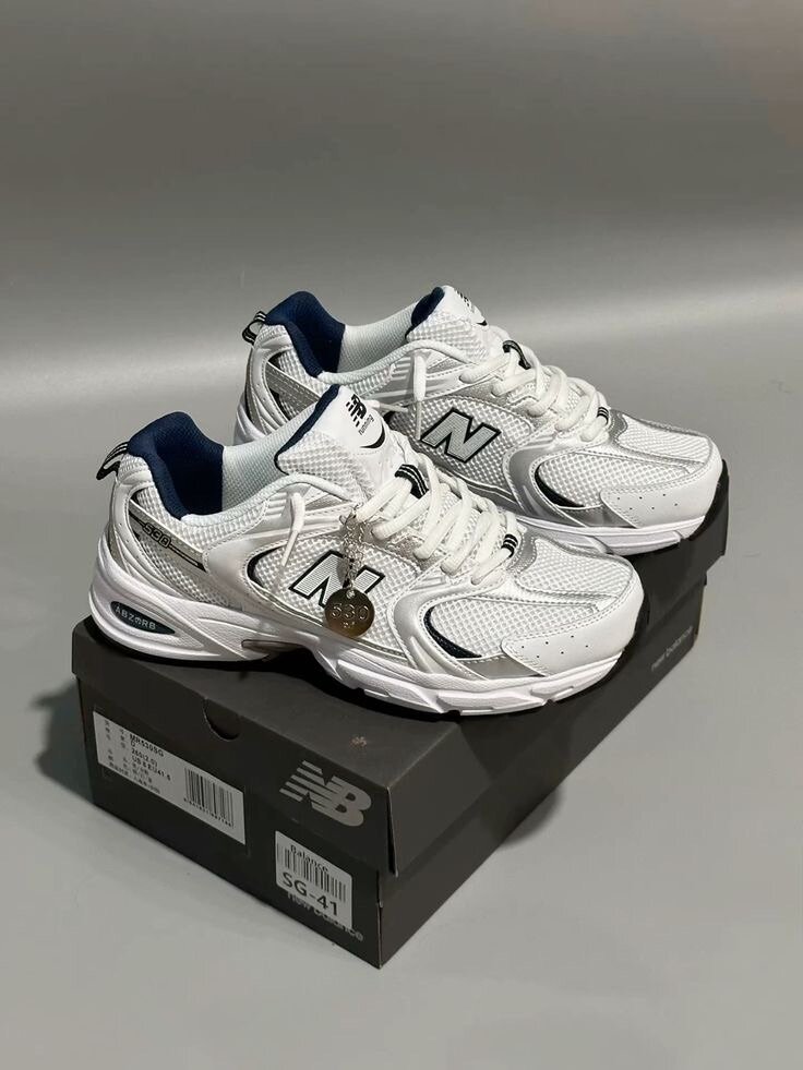 New balance authentique