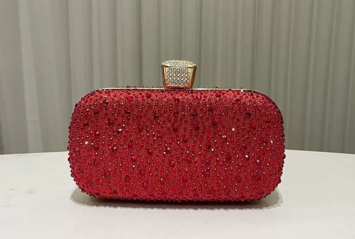 Classy clutch purse
