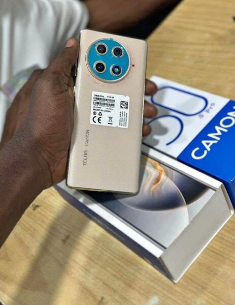 Camon 30S Pro 5G 256GB 16GB