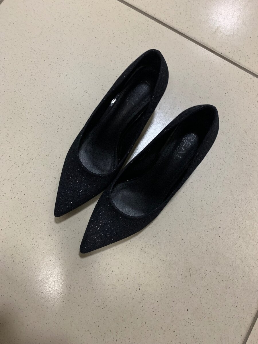 чёрные блестящие туфли