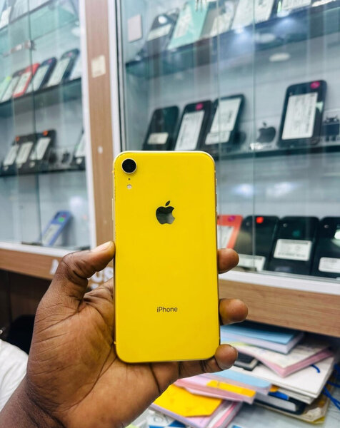 iPhone XR Jaune 64GB