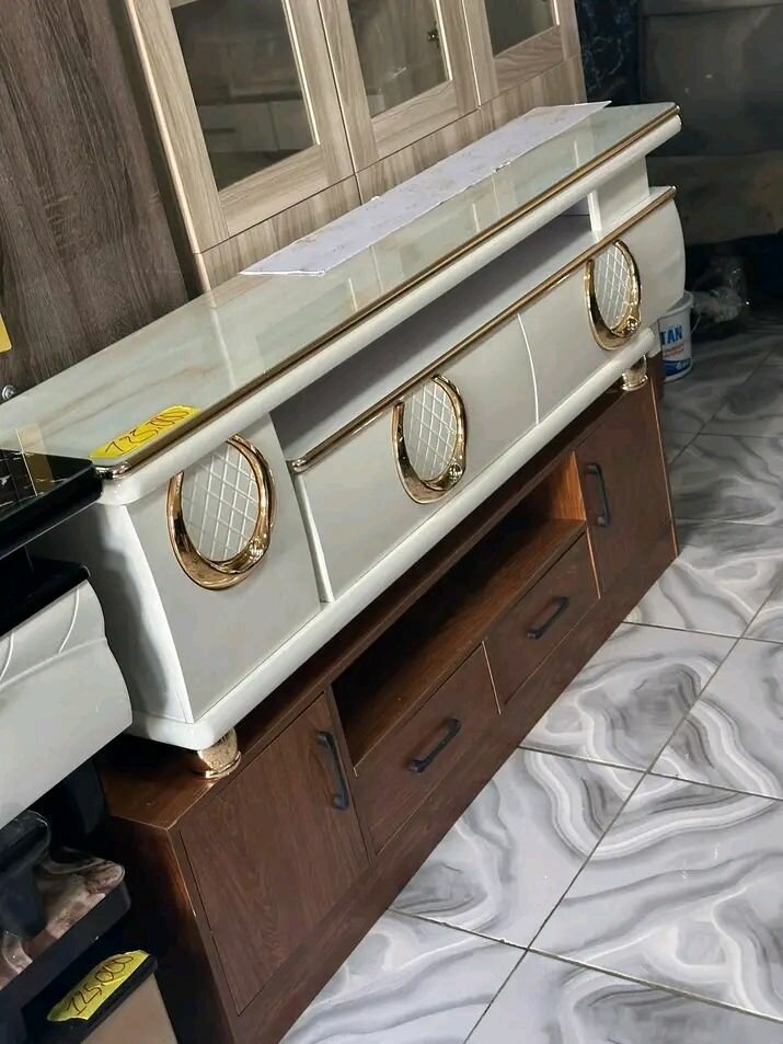 Bibliothèque en bois moderne