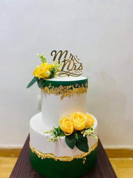 Gâteau de mariage élégant décoratif