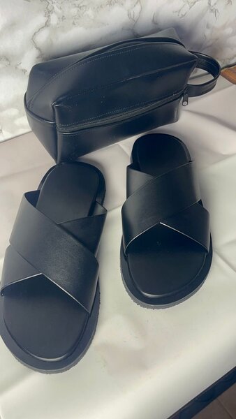 Sandales élégantes avec pochette