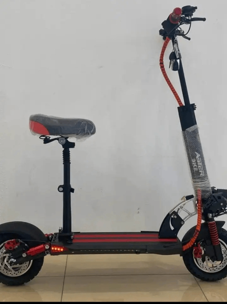 Trottinette électrique pliable avec siège