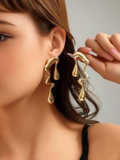 Boucles d'oreilles modernes dorées