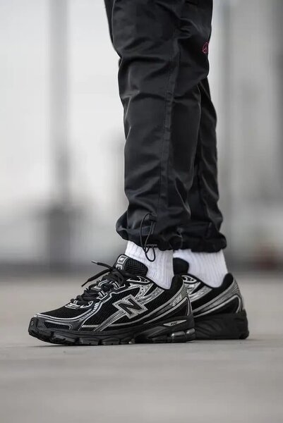 Chaussures de sport noires élégantes