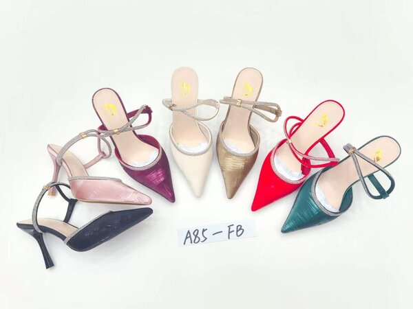 Escarpins à talons élégants