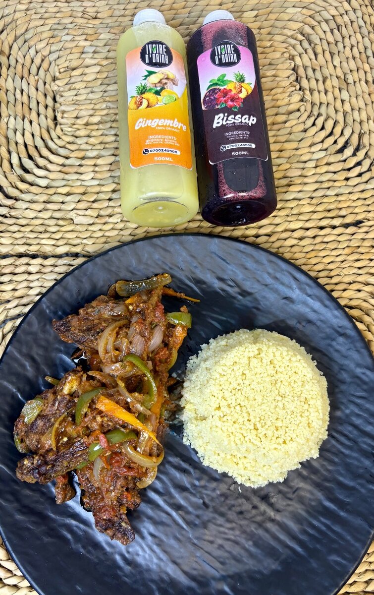 Poulet sauté avec attieke