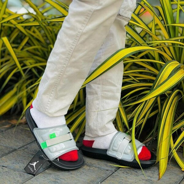 Jordan super play slides