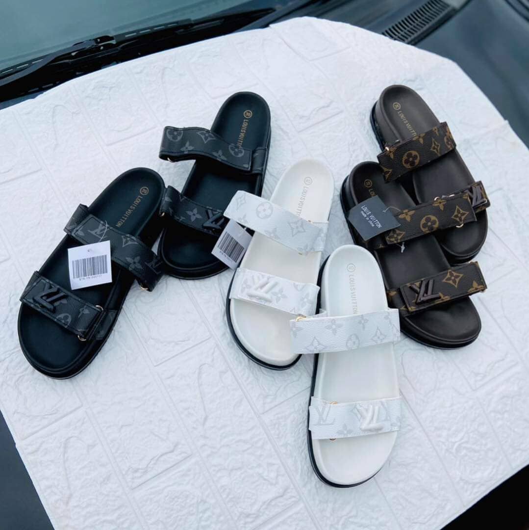 Slippers available k150