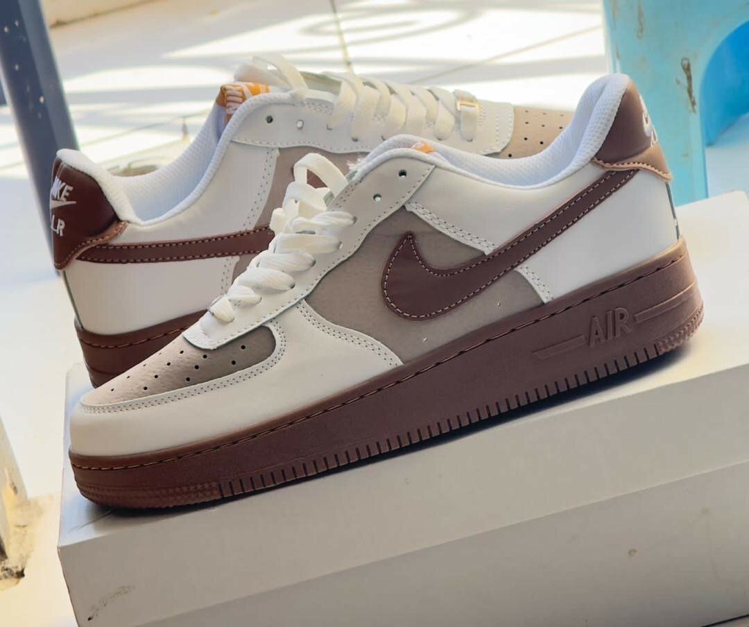 Nike Air Force 1