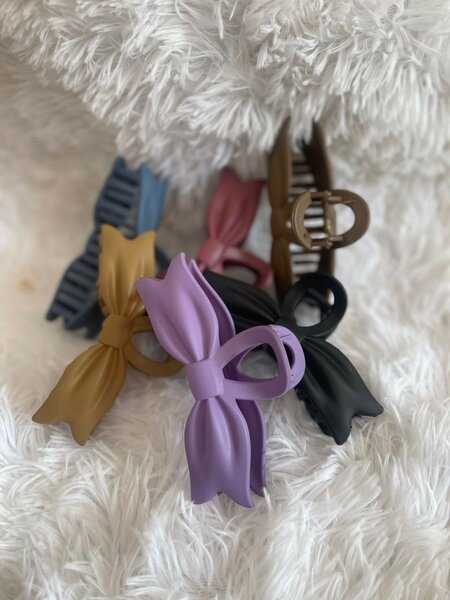Hair clips