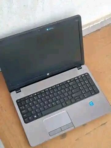 Ordinateur Portable HP Pro