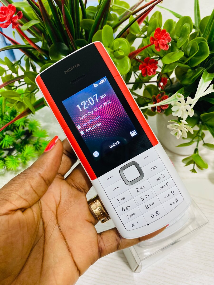 Nokia 5710 XpressAudio 2G. White