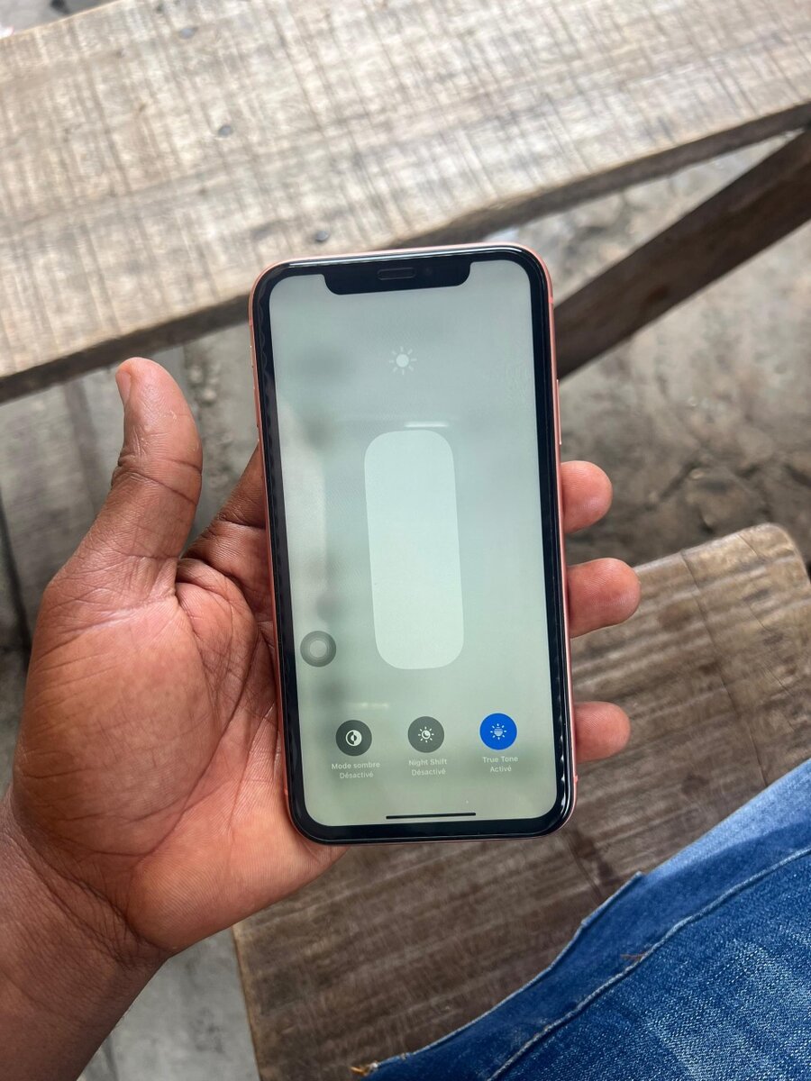 iPhone XR Rouge Corail