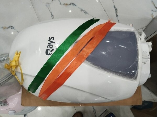 Rays electric geyser