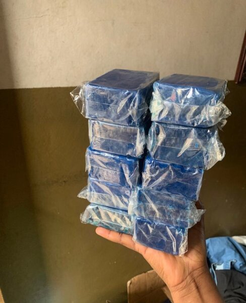 Savon de couleur artisanale