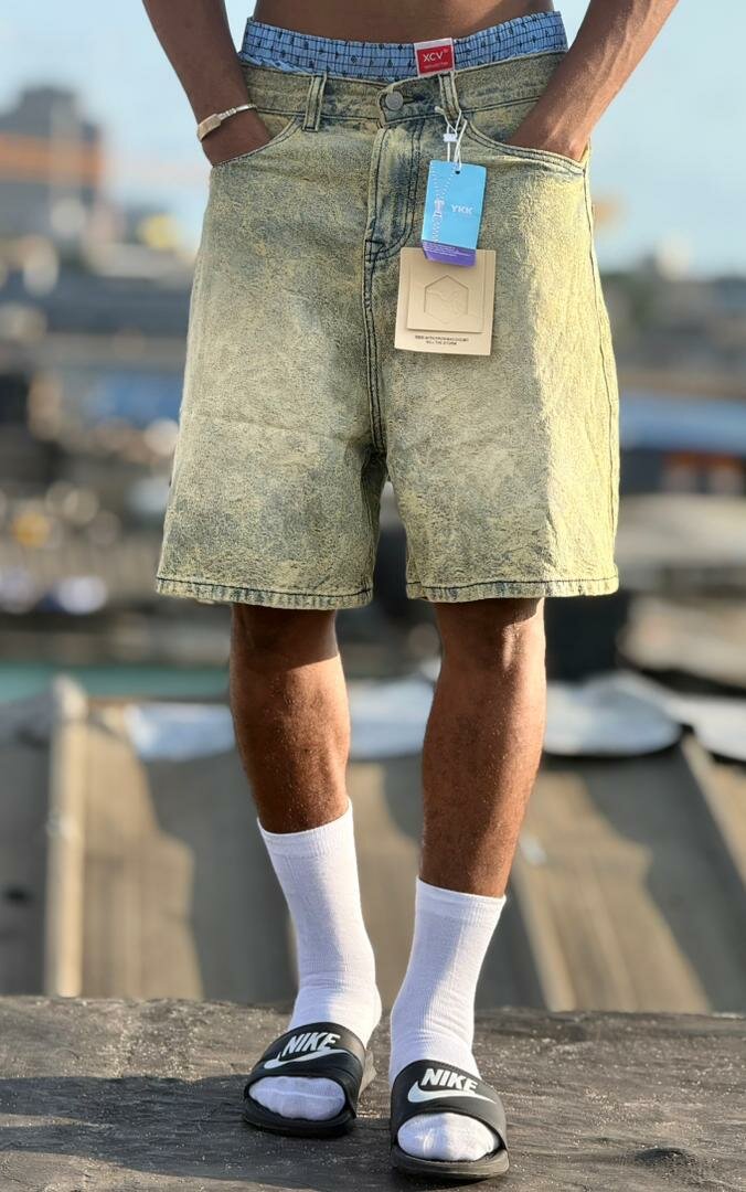 Shorts en jean délavé homme
