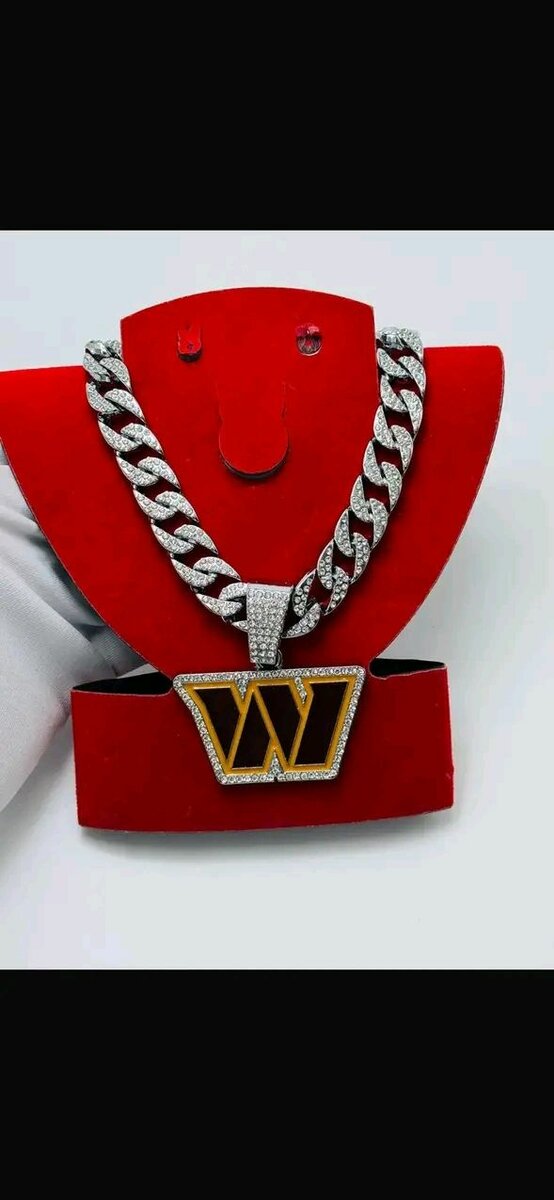 Collier pendentif luxe personnalisé