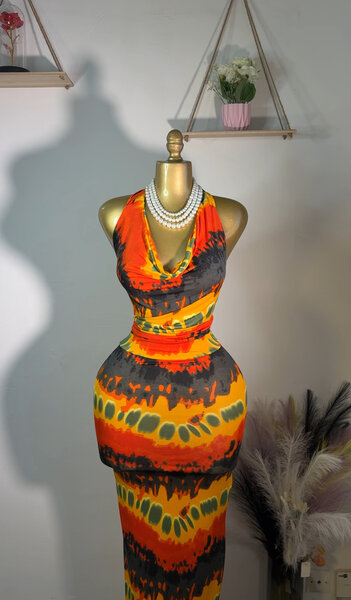 Robe longue dos nu ethnique