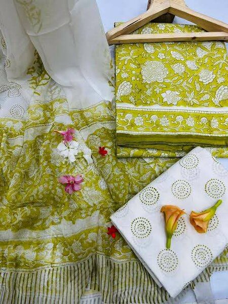 Ladies unstich suit