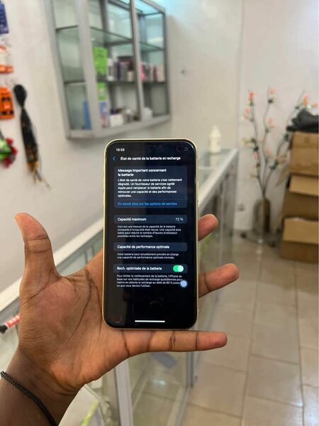 iPhone Xr Jaune 64 Go