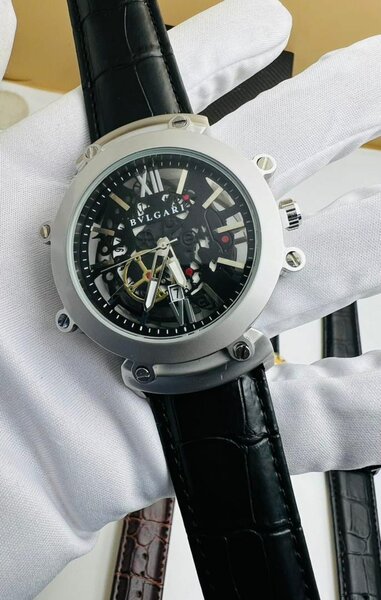 Montre en cuire