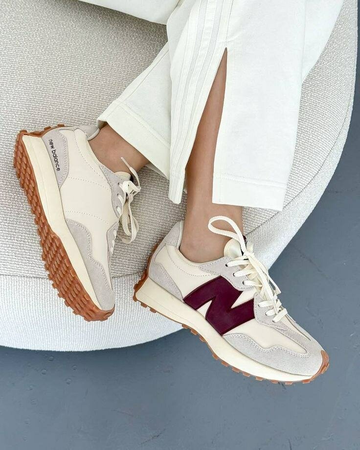 New Balance 327 sneakers
