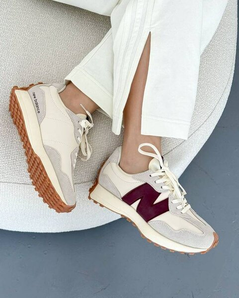 New Balance 327 sneakers