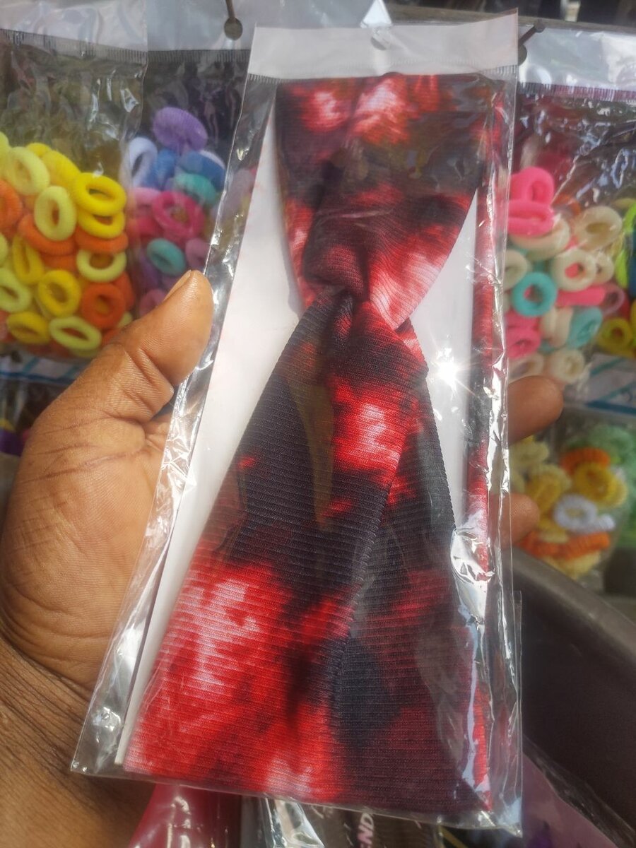Bandeau rouge tie-dye