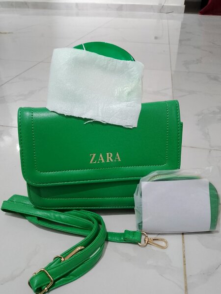 Sac à bandoulière Zara élégant