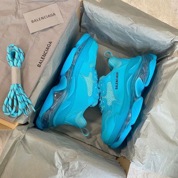 Chaussures Balenciaga Triple S bleues
