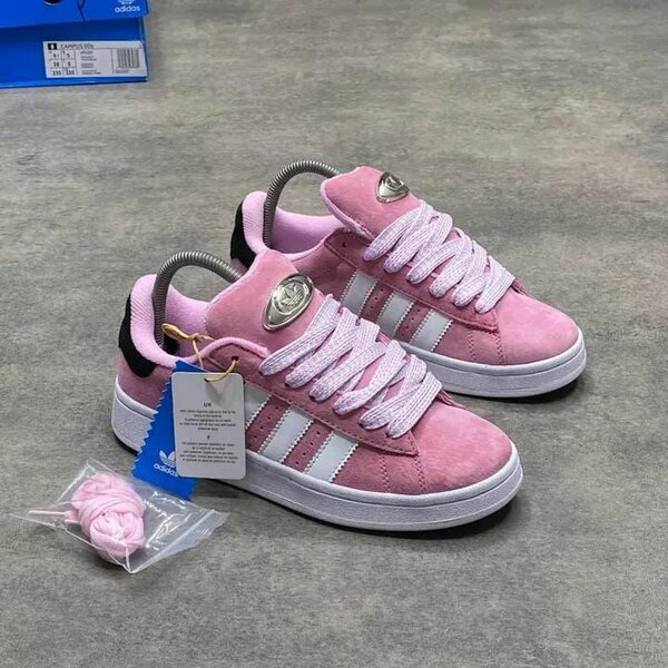 Baskets roses en daim