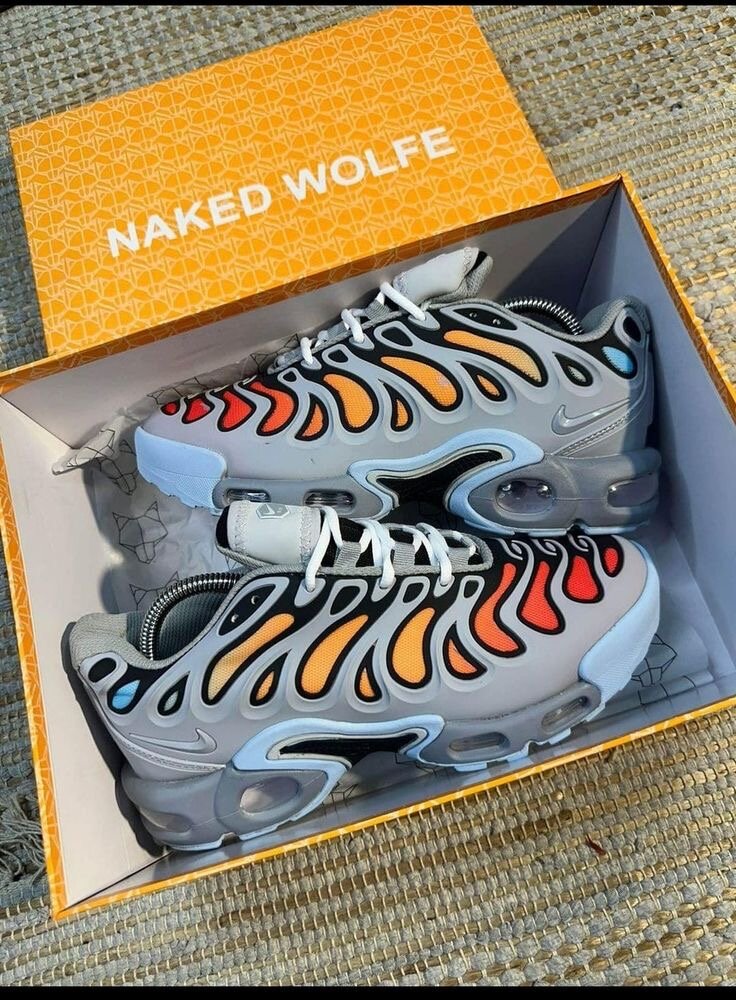 Baskets Naked Wolfe Flamboyantes