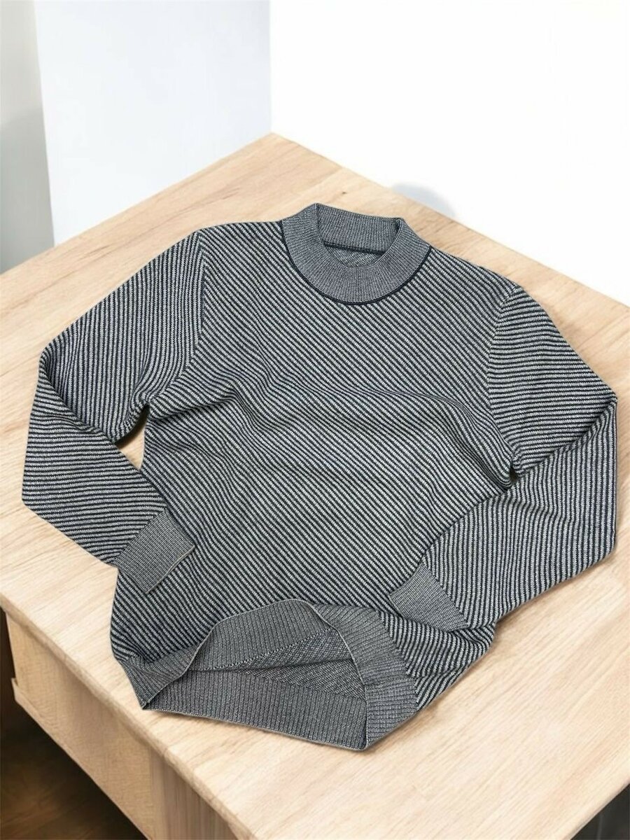 UNISEX SWEATERS