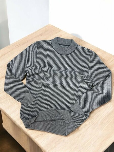 UNISEX SWEATERS