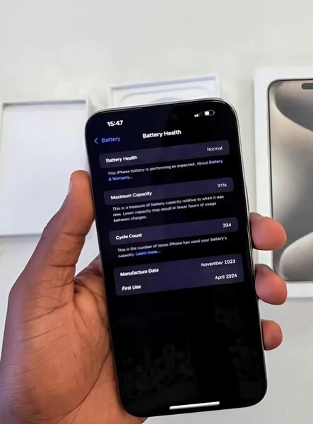 iPhone 15 Pro Max - Excellent