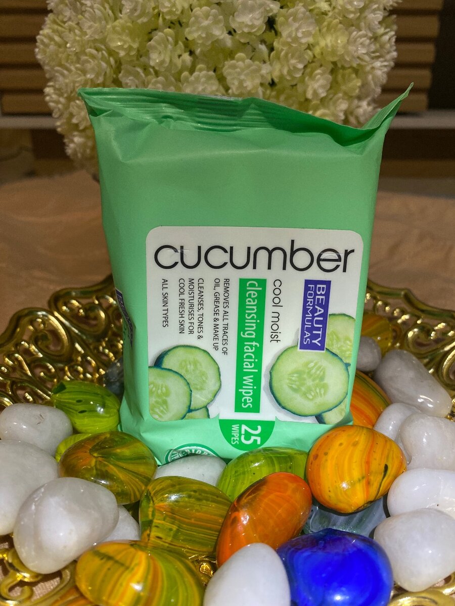 Beauty Formulas facial wipes