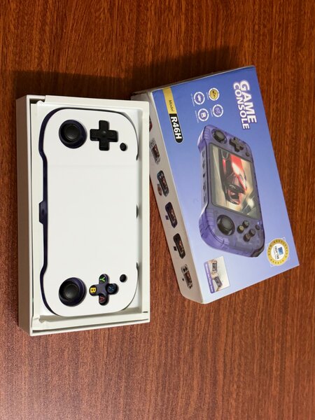 Console de jeu portable R46H