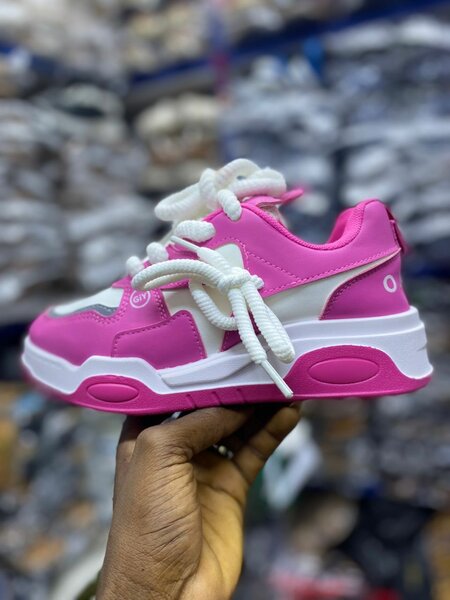 Baskets tendance unisexes