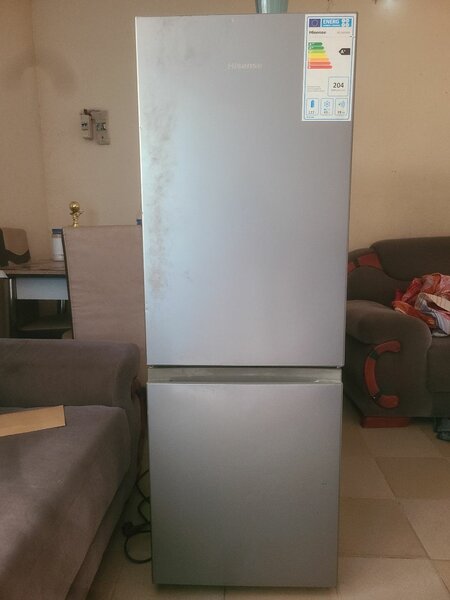 Réfrigérateur moderne inox