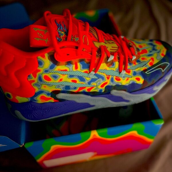 Baskets colorées tendance