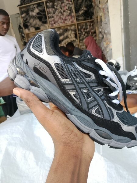Chaussures de course ASICS