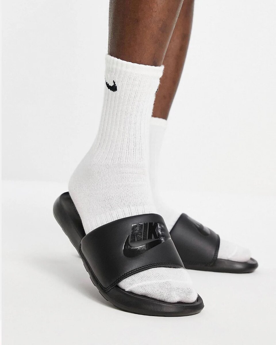 Nike Benassi Slide 39-45