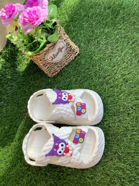 Kids sandals 2